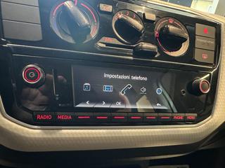 VOLKSWAGEN up! usata, con Cruise Control