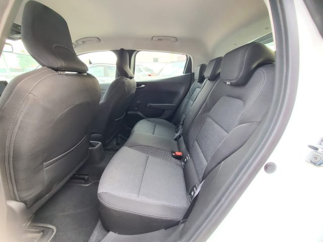 RENAULT Clio usata, con Autoradio
