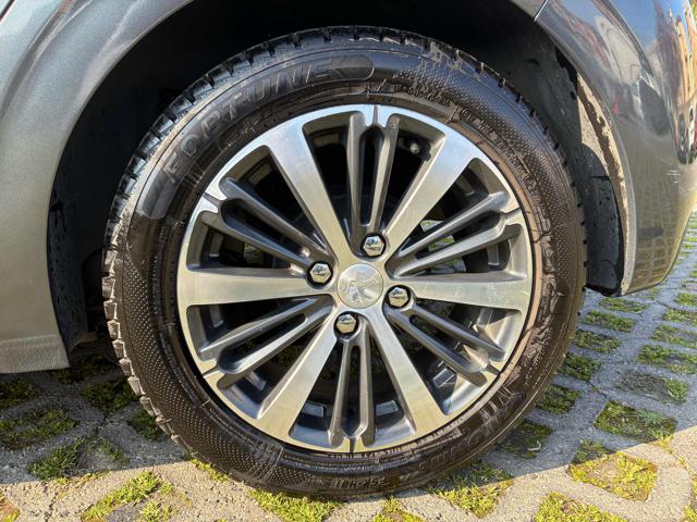 PEUGEOT 208 usata, con Bluetooth