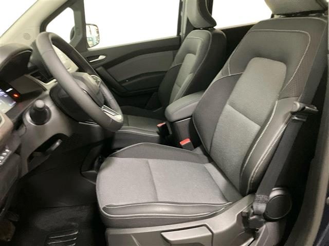 RENAULT Kangoo usata, con USB