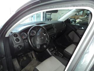 VOLKSWAGEN Tiguan usata, con Autoradio