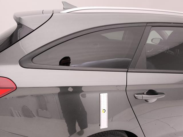 HYUNDAI i30 usata, con Specchietti laterali elettrici