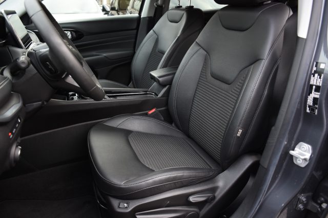 JEEP Compass usata, con Autoradio