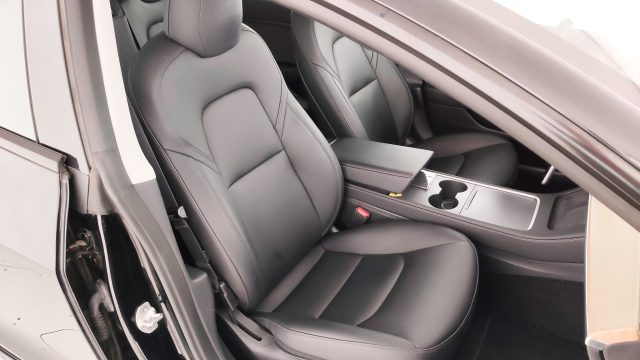 TESLA Model 3 usata, con Volante riscaldabile