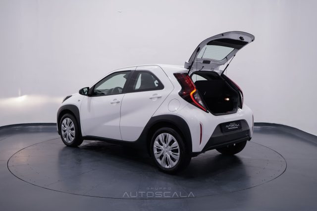 TOYOTA Aygo X usata 27
