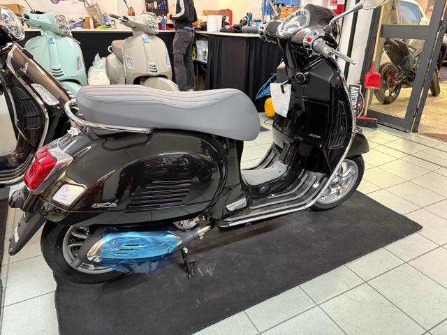 VESPA GTS 300 usata 7