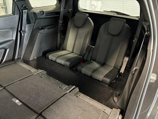 PEUGEOT 5008 usata, con ESP