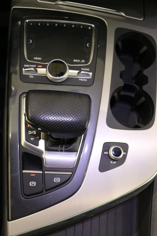 AUDI Q7 usata 26