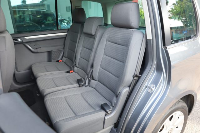 VOLKSWAGEN Touran usata 44