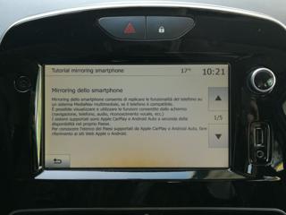 RENAULT Clio usata, con Autoradio digitale