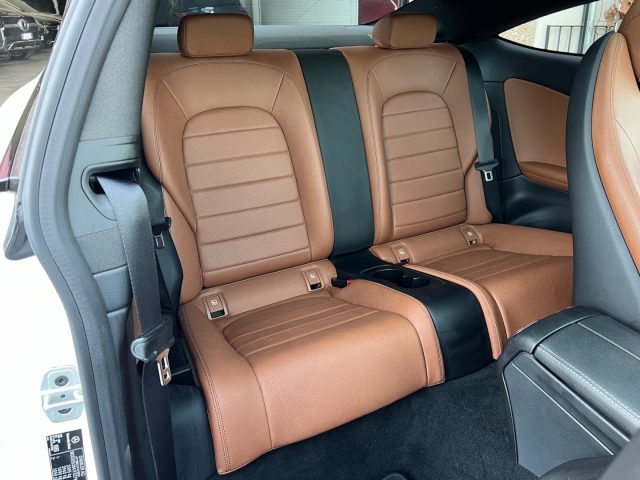 MERCEDES-BENZ C 220 usata, con Regolazione elettrica sedili