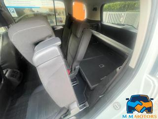 VOLKSWAGEN Touran usata, con Monitoraggio pressione pneumatici