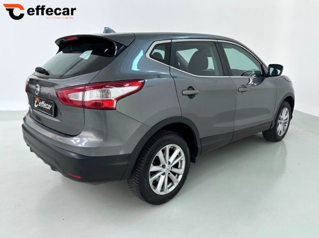 NISSAN Qashqai usata, con Autoradio