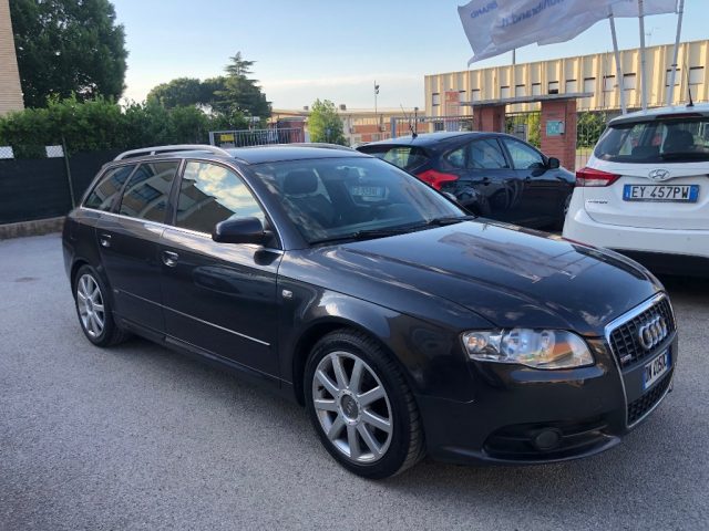 AUDI A4 usata, con Autoradio