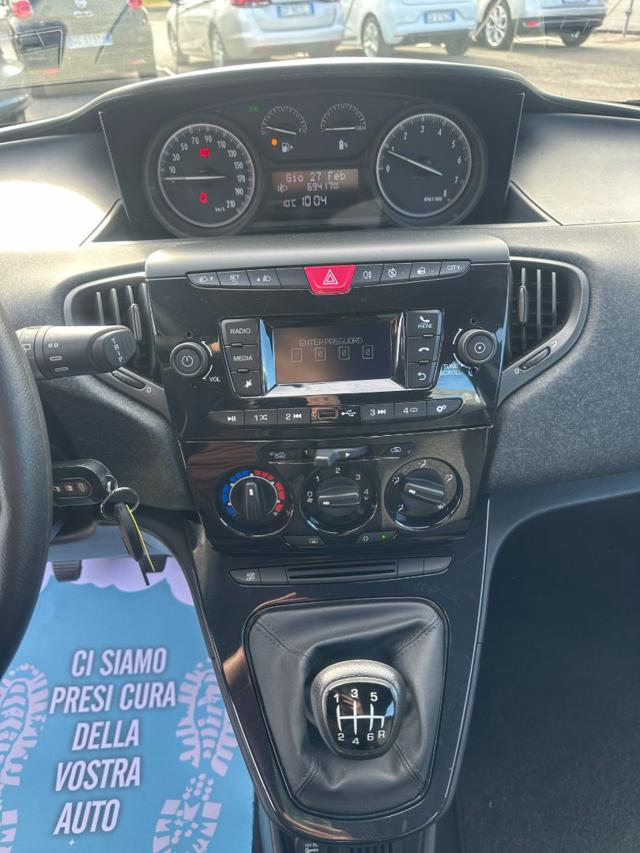 LANCIA Ypsilon usata, con Boardcomputer