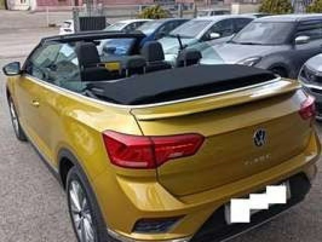 VOLKSWAGEN T-Roc usata, con Autoradio