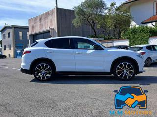 ALFA ROMEO Stelvio usata, con Park Distance Control