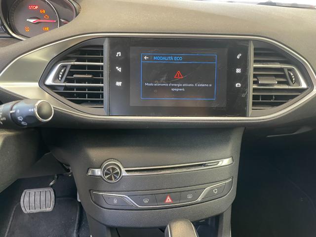 PEUGEOT 308 usata, con Park Distance Control