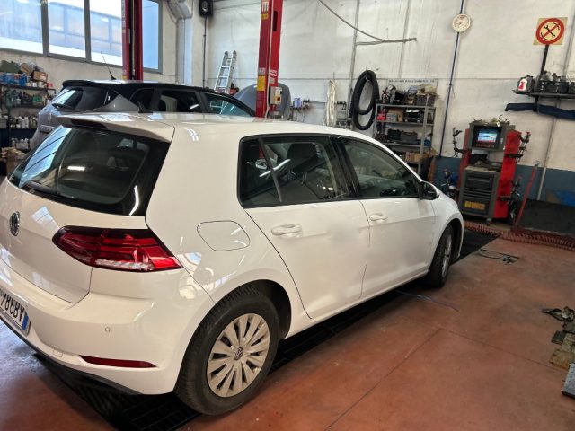 VOLKSWAGEN Golf usata, con ABS