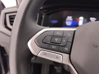 VOLKSWAGEN Taigo usata, con USB