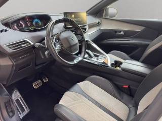 PEUGEOT 3008 usata, con Sedili sportivi