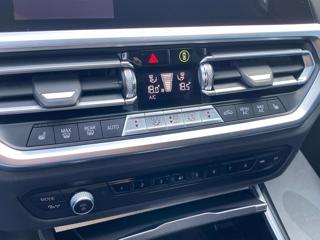 BMW 318 usata, con Touch screen