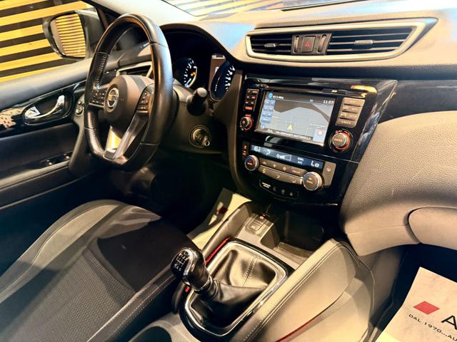 NISSAN Qashqai usata, con Volante in pelle