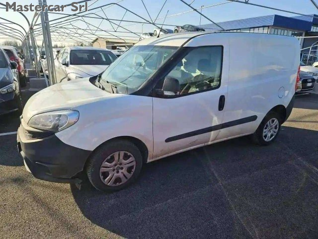 FIAT Doblo usata, con Airbag Passeggero