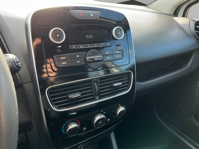 RENAULT Clio usata 12