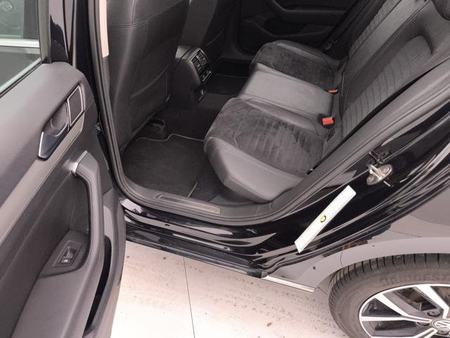 VOLKSWAGEN Passat Variant usata 59