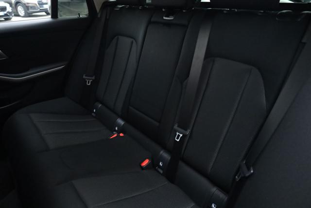 BMW 320 usata, con Android Auto