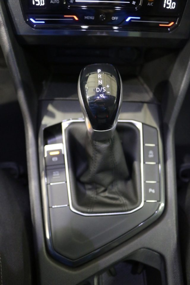 VOLKSWAGEN Tiguan usata, con Adaptive Cruise Control