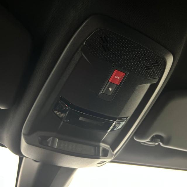 PEUGEOT 208 usata, con Fari LED