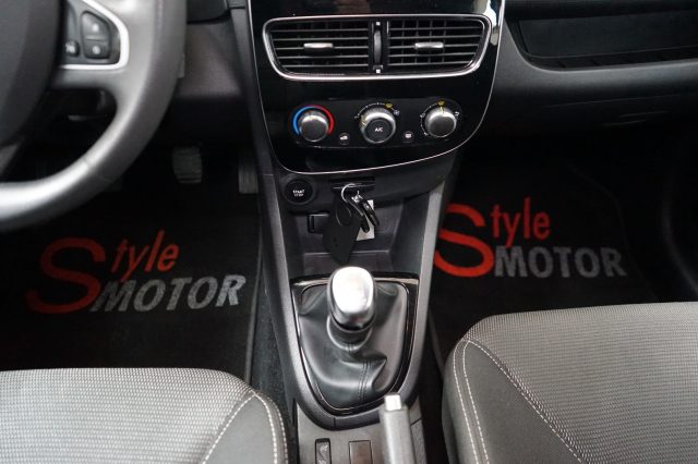 RENAULT Clio usata, con Controllo trazione