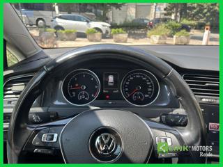 VOLKSWAGEN Golf Variant usata, con Volante in pelle