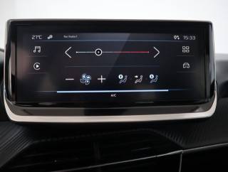 PEUGEOT 208 usata, con Fari LED