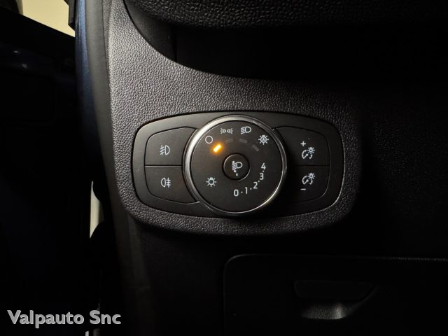FORD Fiesta usata, con Cruise Control