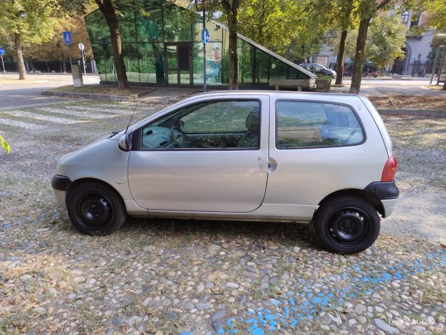 RENAULT Twingo usata, con Autoradio