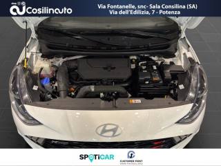 HYUNDAI i10 usata, con Volante in pelle