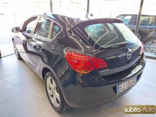 OPEL Astra usata, con Chiusura centralizzata