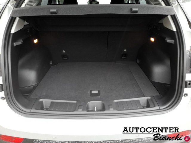 JEEP Compass usata, con Autoradio digitale