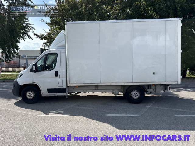 PEUGEOT Boxer usata, con Volante in pelle