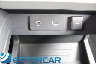 LAND ROVER Defender usata, con Fendinebbia