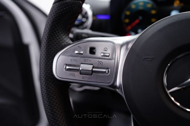 MERCEDES-BENZ A 180 usata, con Sistema di navigazione