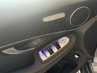 MERCEDES-BENZ GLC 220 usata 24