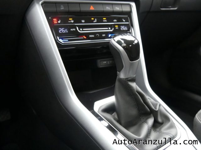 VOLKSWAGEN T-Roc usata, con Touch screen