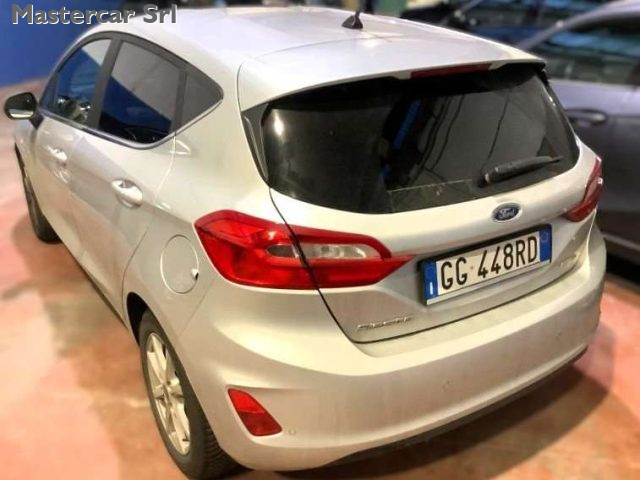 FORD Fiesta usata, con Autoradio