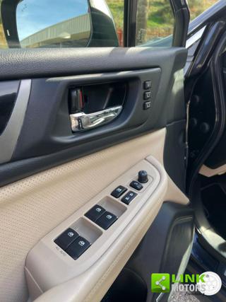 SUBARU OUTBACK usata, con Telecamera per parcheggio assistito