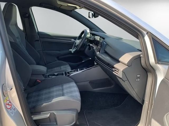 VOLKSWAGEN Golf usata, con Controllo trazione