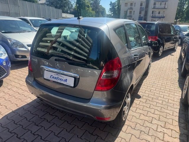 MERCEDES-BENZ A 160 usata, con Autoradio